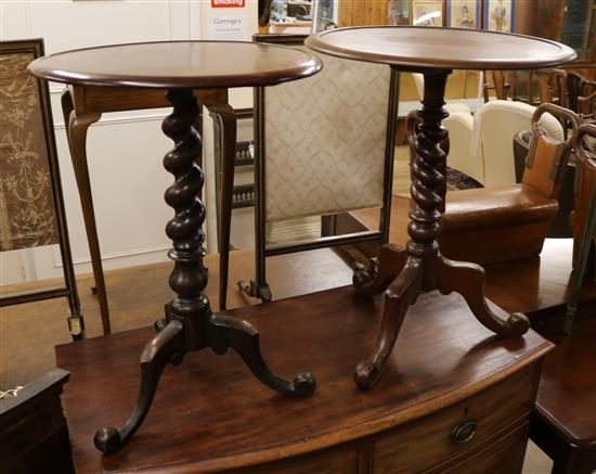 A near pair of Victorian wine tables W.52 and 47cm